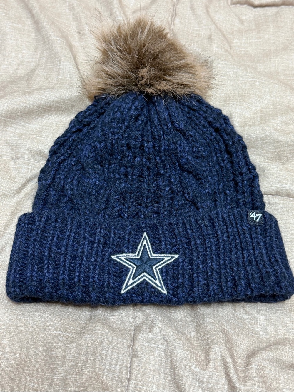 Women's '47 Navy Dallas Cowboys Meeko Cuffed Knit Hat Pom LIKE NEW Toboggan NFL
